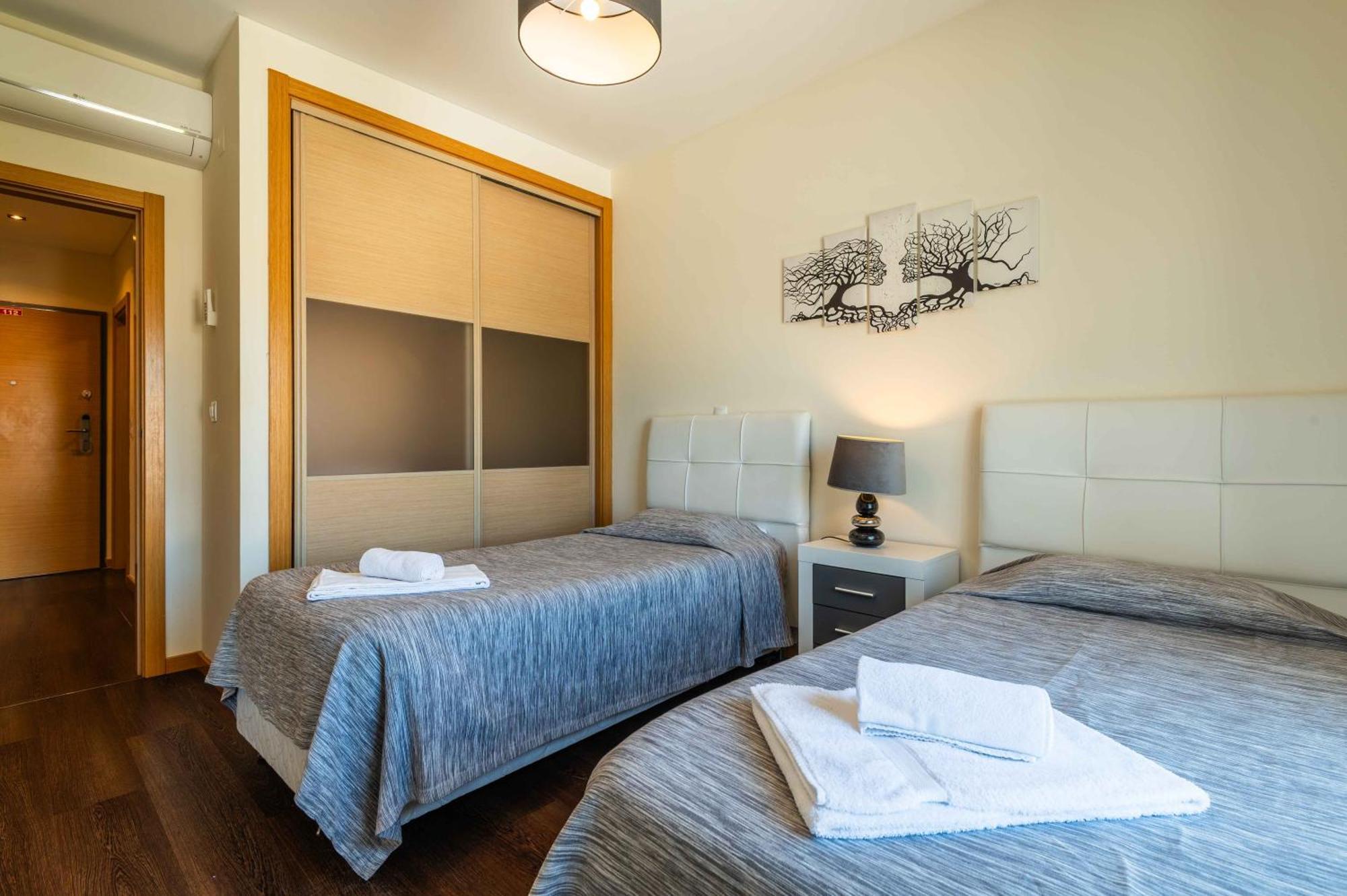 Apartamento T2 Eucalipto 2A ออยุส ดิ อากวา ภายนอก รูปภาพ
